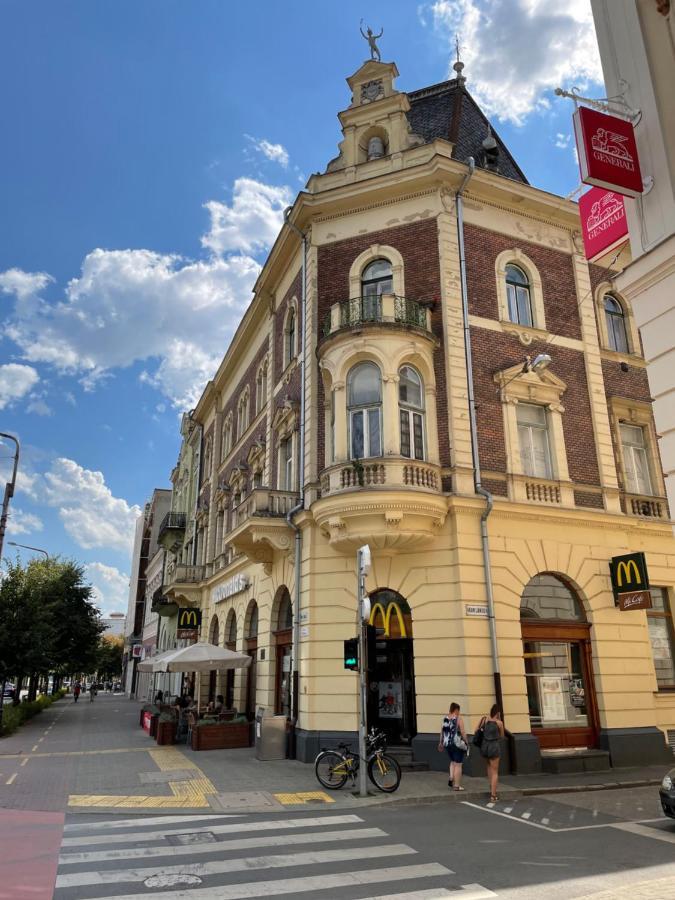 Hostel Rooms Debrecen Exterior foto